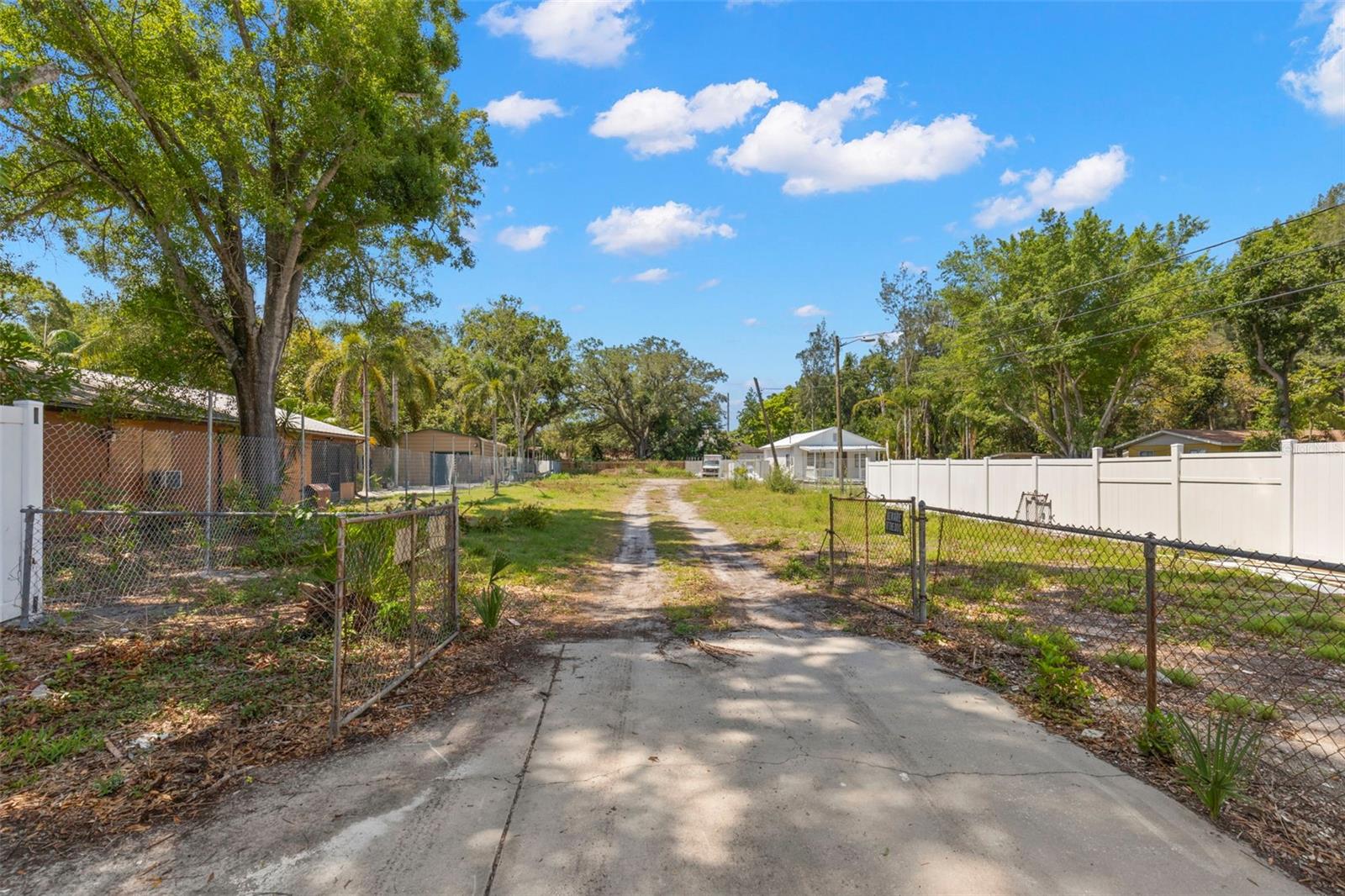 Image 13 of 17 For 3300 70th Avenue N