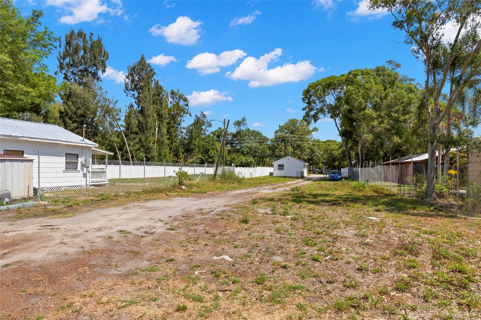 Image 15 of 17 For 3300 70th Avenue N