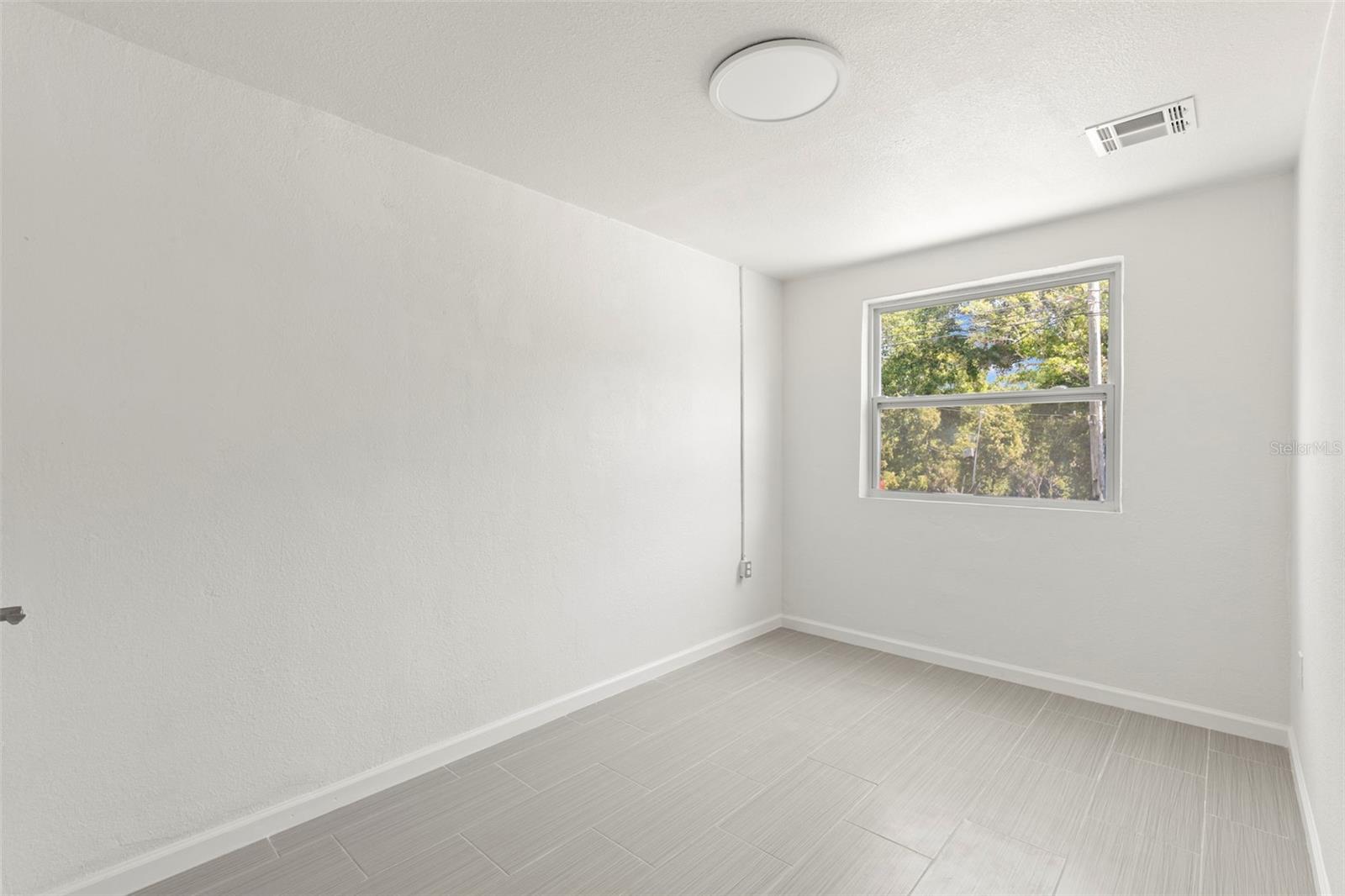 Image 7 of 17 For 3300 70th Avenue N