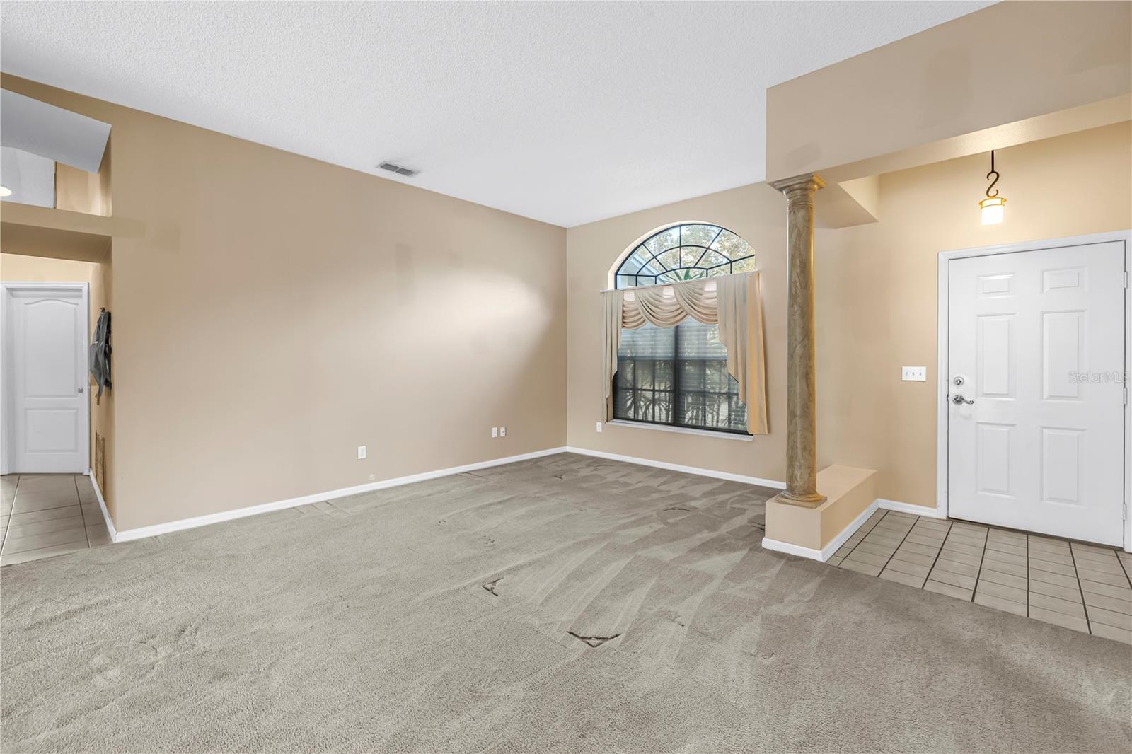 Image 18 of 58 For 8436 Ridgebrook Circle