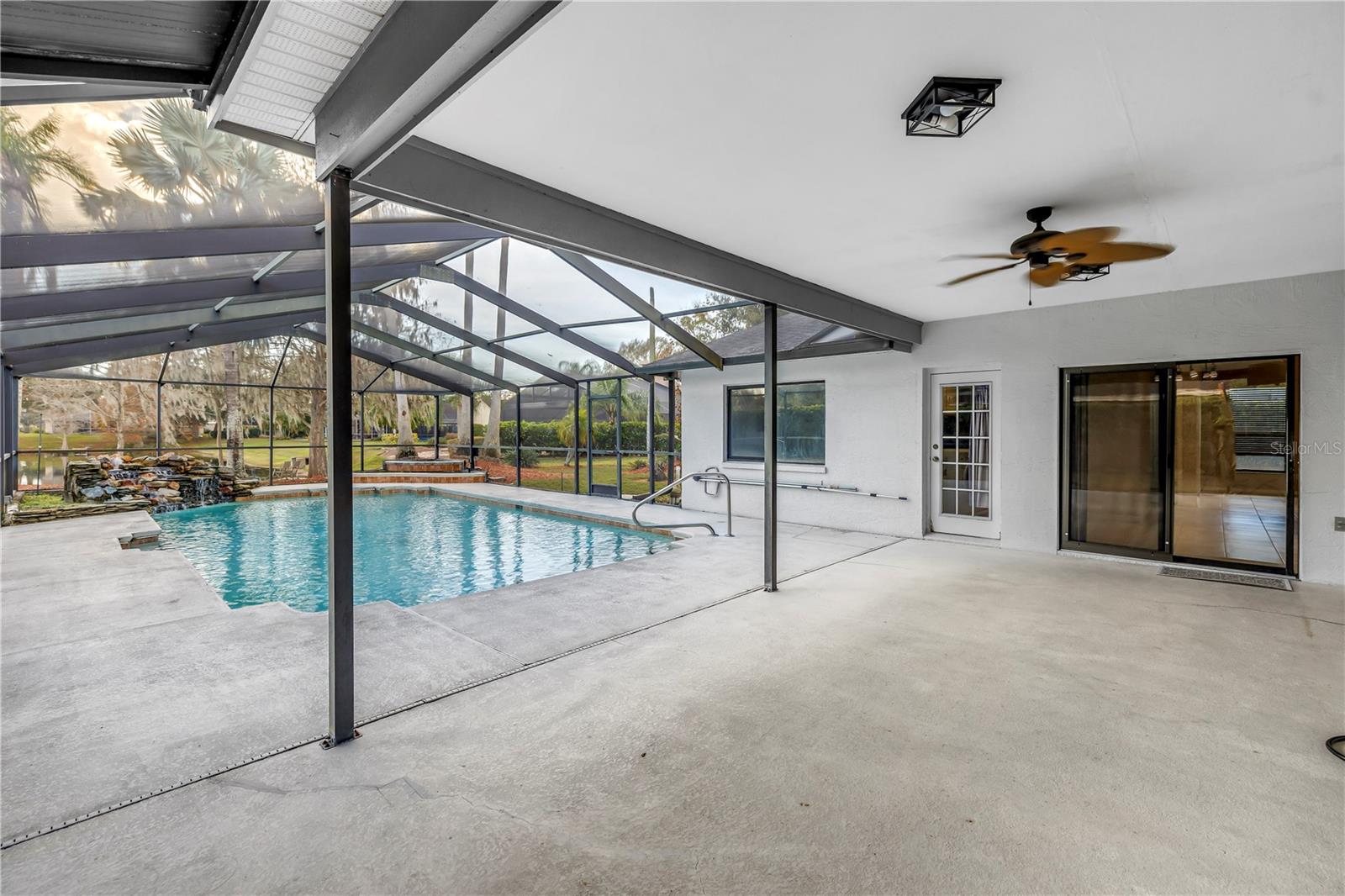 Image 35 of 58 For 8436 Ridgebrook Circle