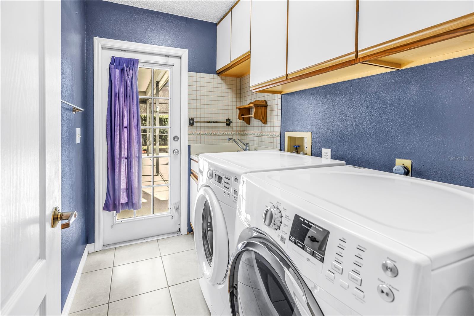 Image 38 of 58 For 8436 Ridgebrook Circle