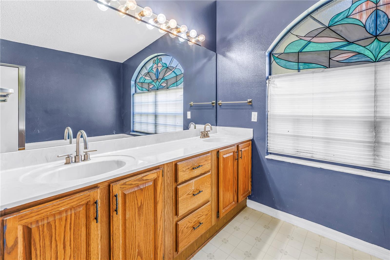 Image 46 of 58 For 8436 Ridgebrook Circle