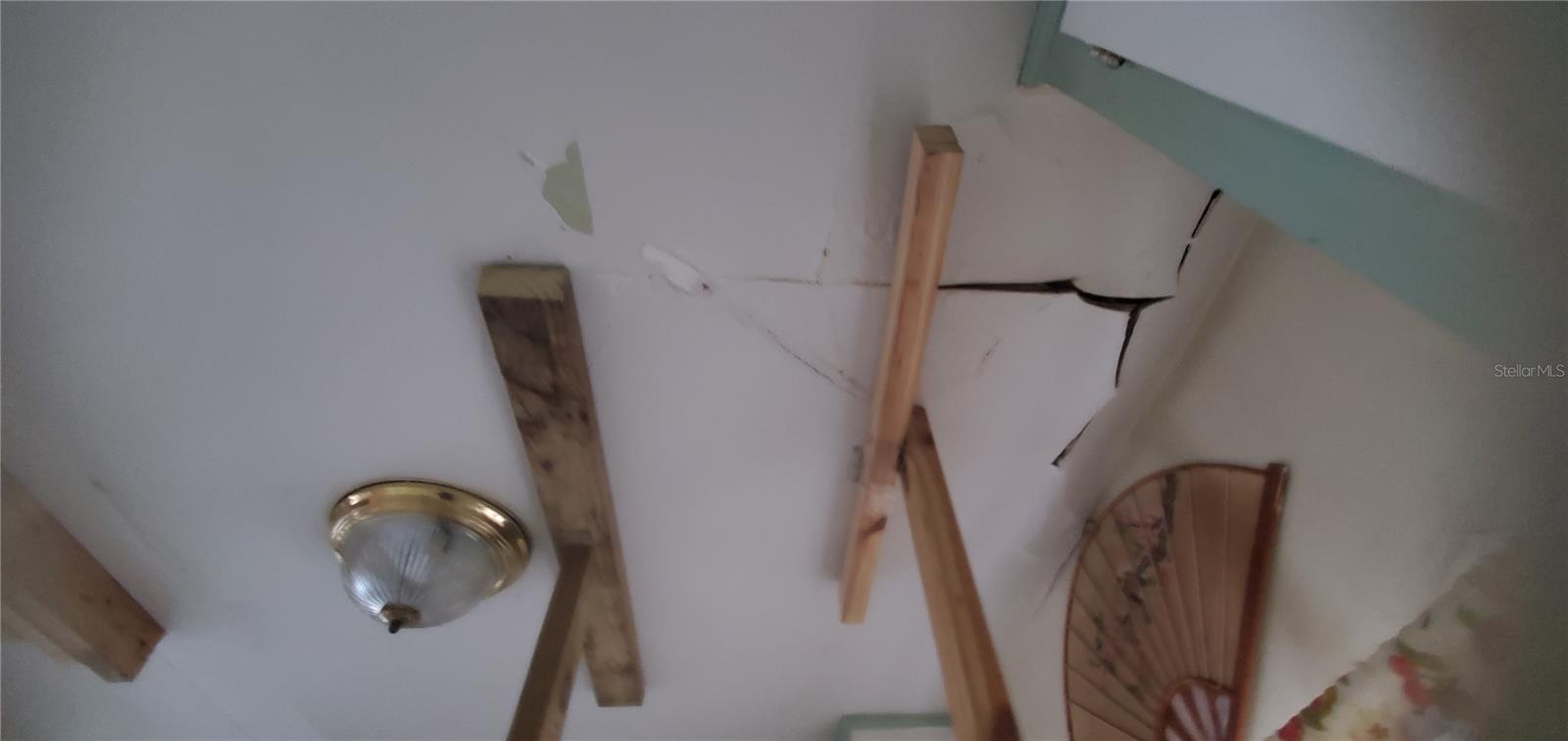 Image 26 of 45 For 2208 Valencia Road