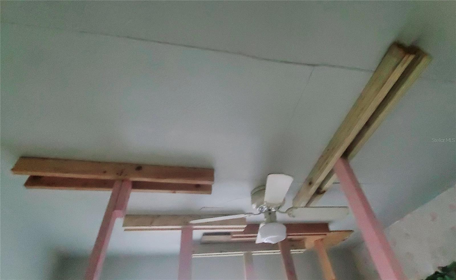 Image 37 of 45 For 2208 Valencia Road