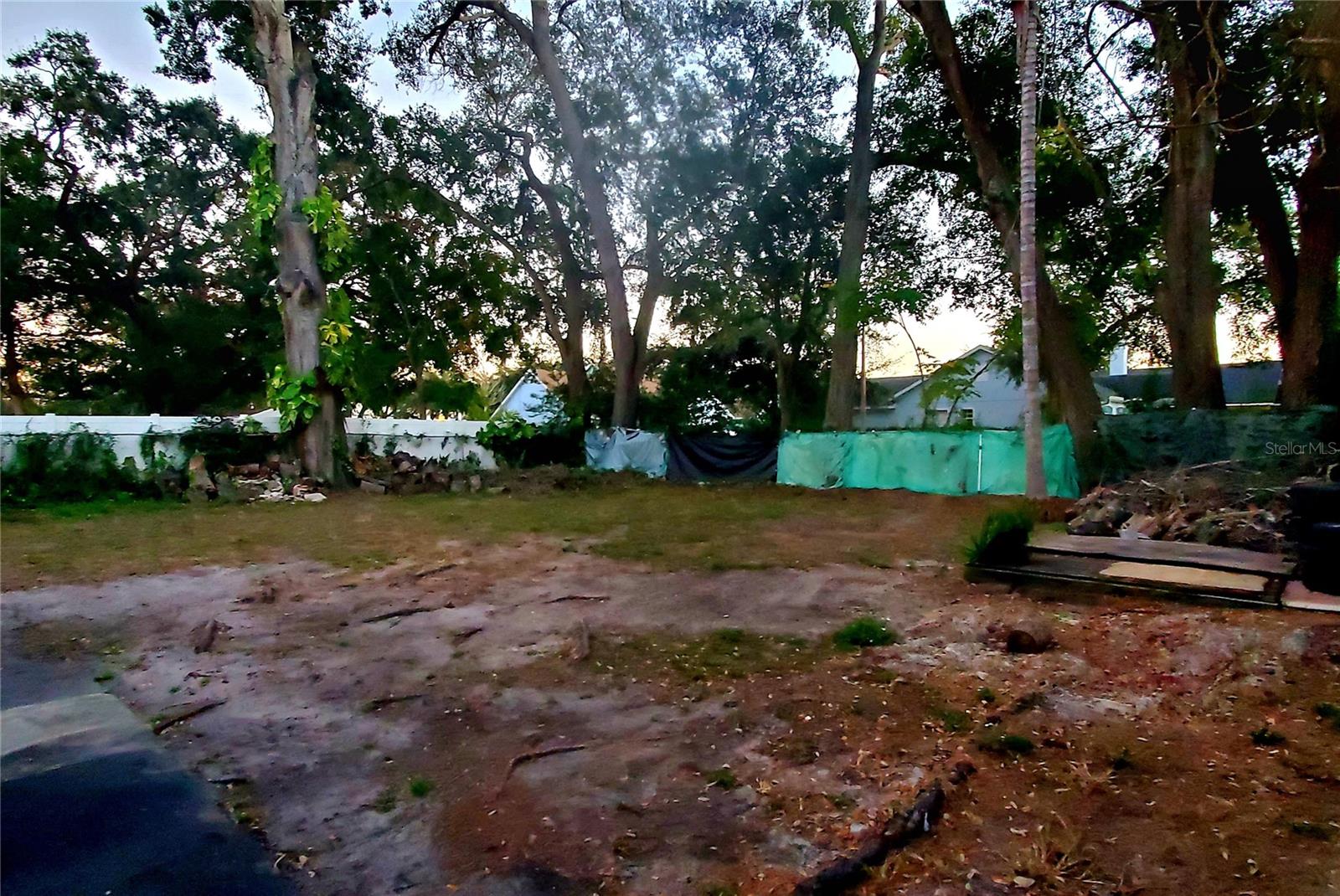 Image 44 of 45 For 2208 Valencia Road