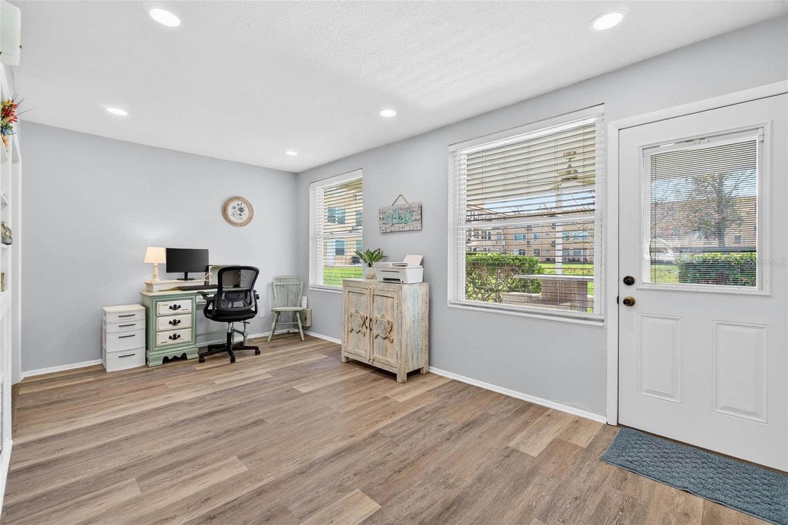 Image 16 of 48 For 2455 Finlandia Lane 3