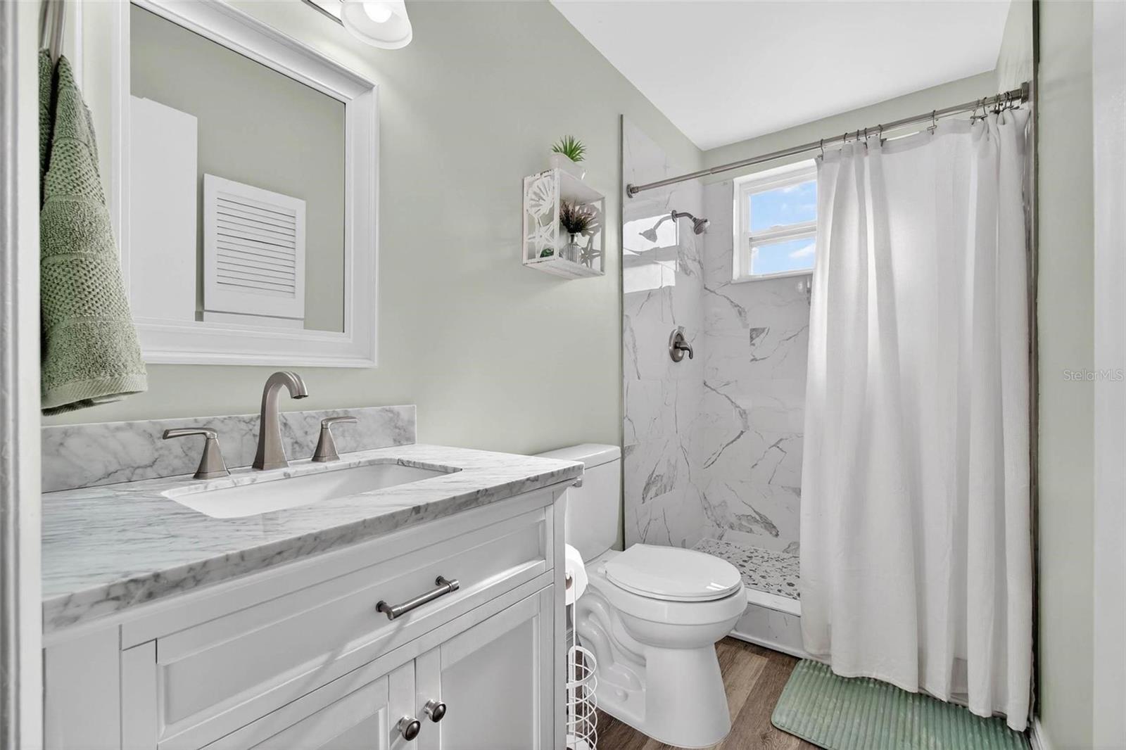 Image 20 of 48 For 2455 Finlandia Lane 3