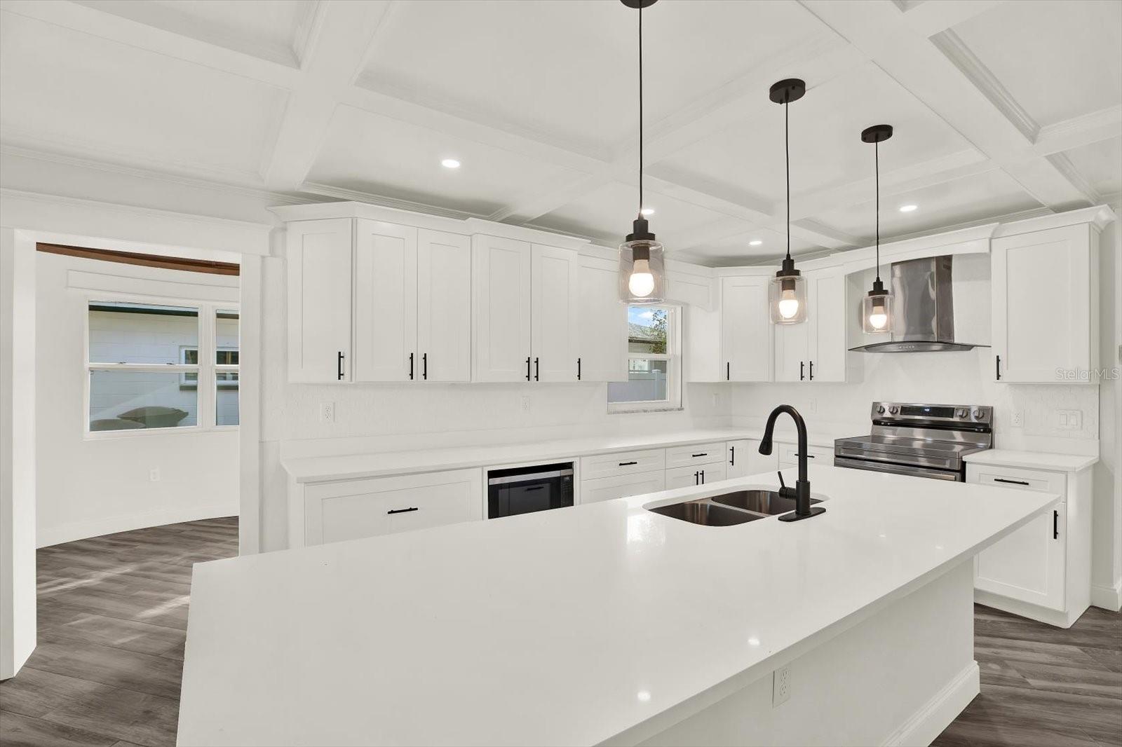 Image 6 of 34 For 1810 Maryland Avenue Ne