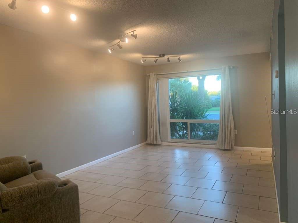 Image 2 of 10 For 1420 70th Street N 1420