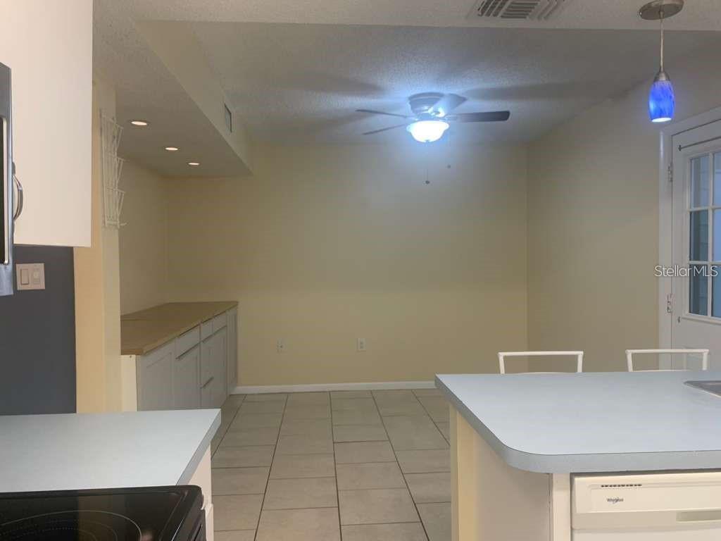 Image 5 of 10 For 1420 70th Street N 1420