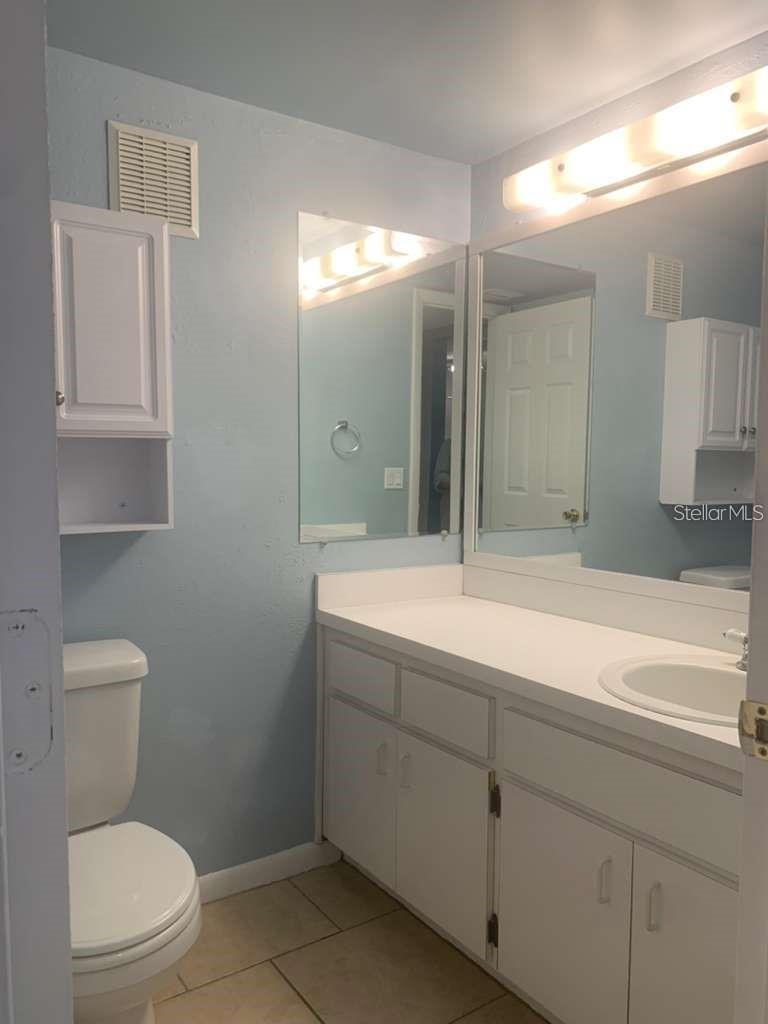 Image 8 of 10 For 1420 70th Street N 1420