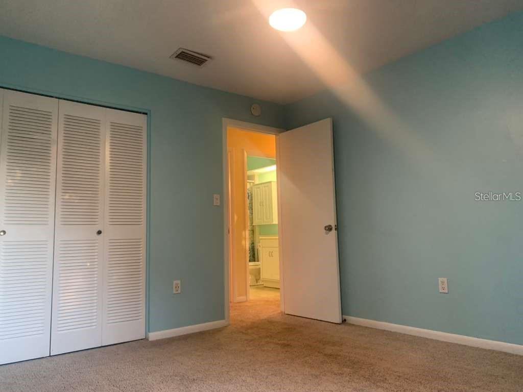 Image 9 of 10 For 1420 70th Street N 1420