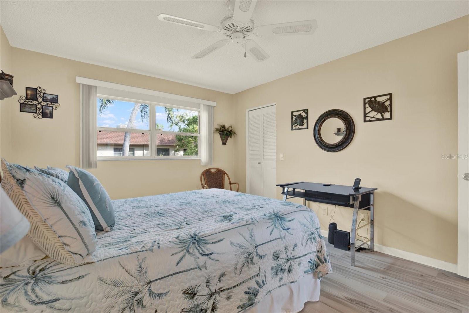 Image 17 of 34 For 2750 Bay Drive 12e