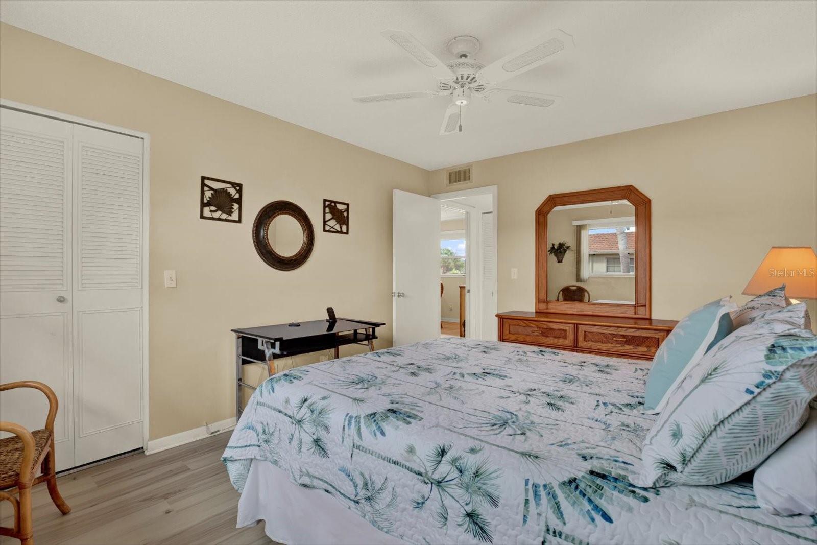 Image 18 of 34 For 2750 Bay Drive 12e