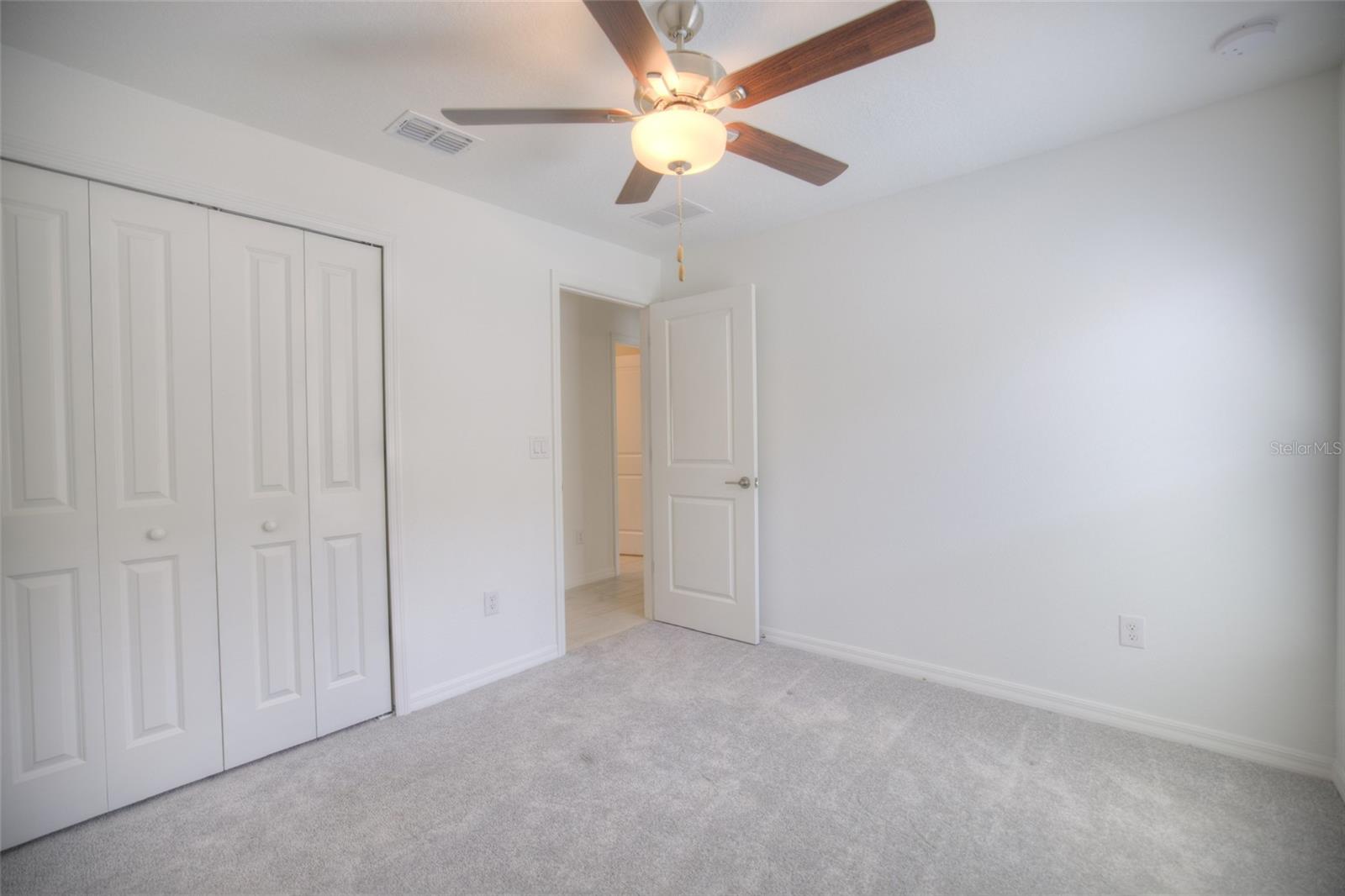 Image 20 of 96 For 12115 Smoky Emerald Terrace