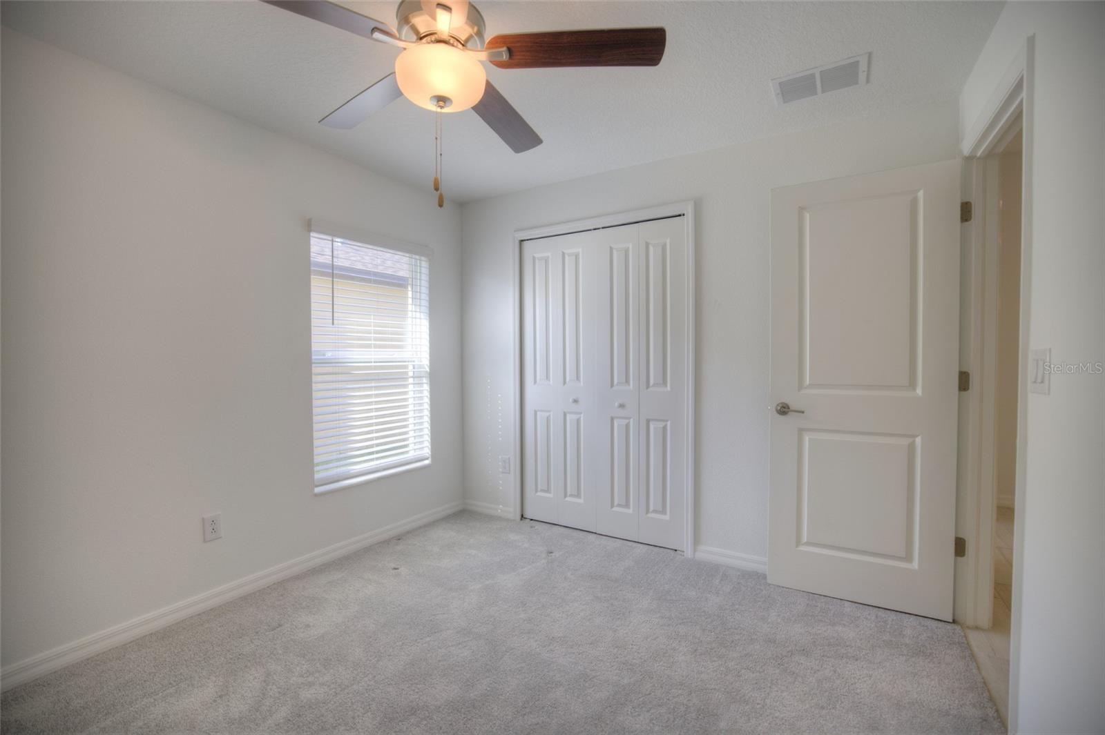 Image 21 of 96 For 12115 Smoky Emerald Terrace