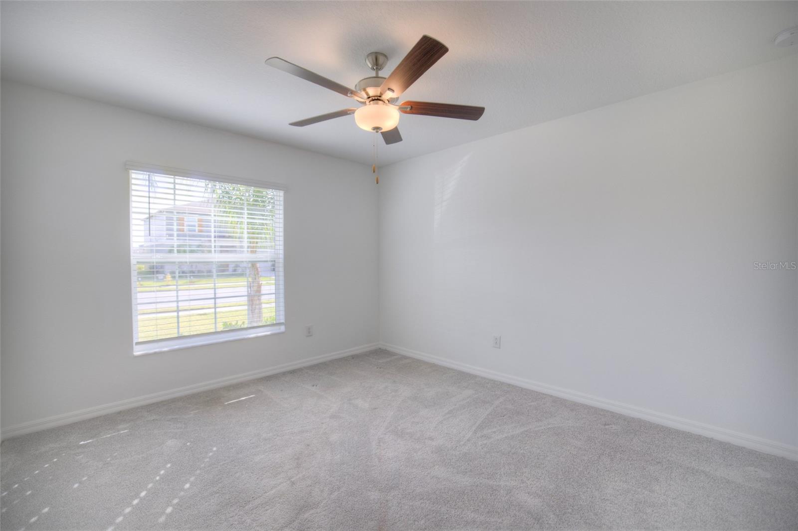 Image 23 of 96 For 12115 Smoky Emerald Terrace