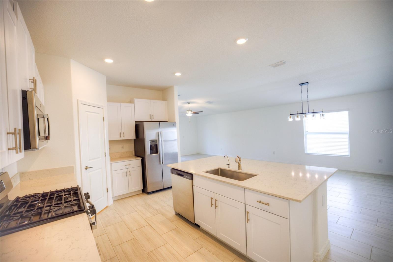 Image 35 of 96 For 12115 Smoky Emerald Terrace