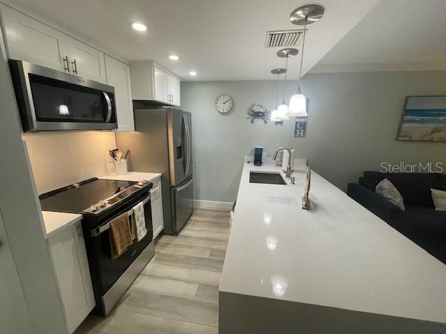 Image 7 of 11 For 225 104th Avenue 102