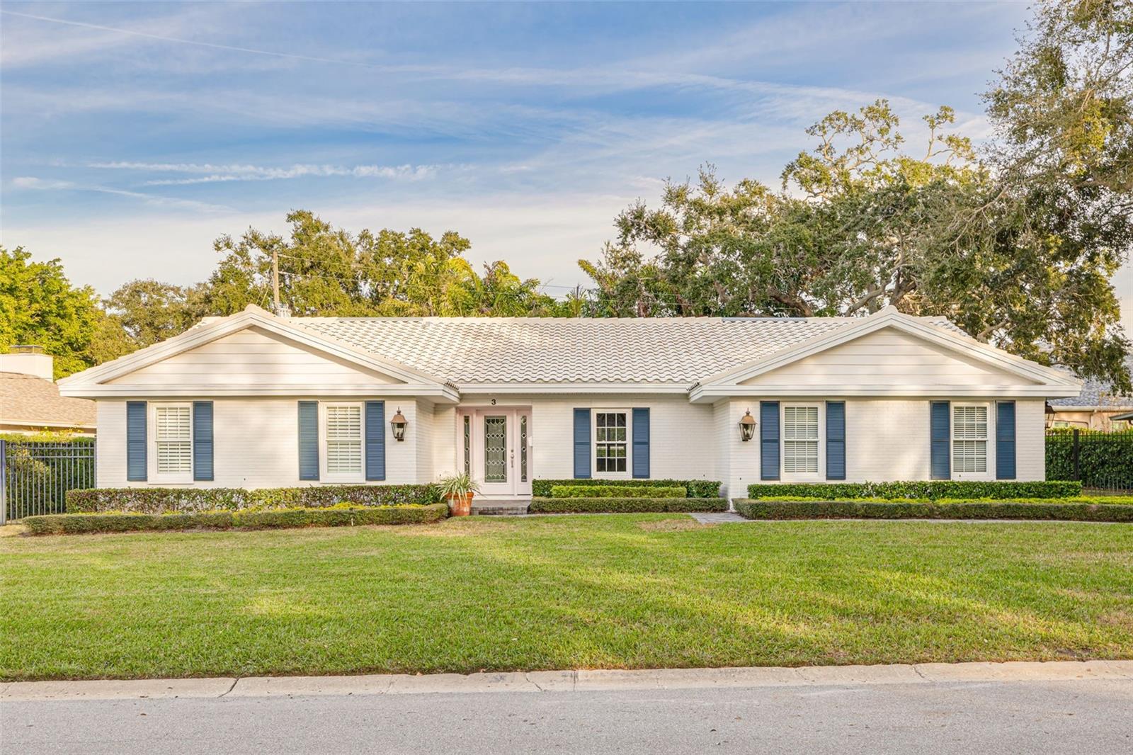 Details for 3 Eastwood Lane, BELLEAIR, FL 33756