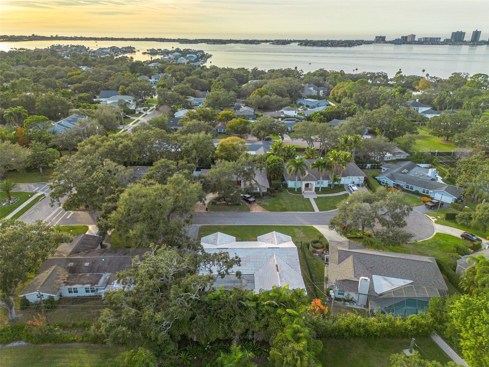 Image 39 of 40 For 3 Eastwood Lane