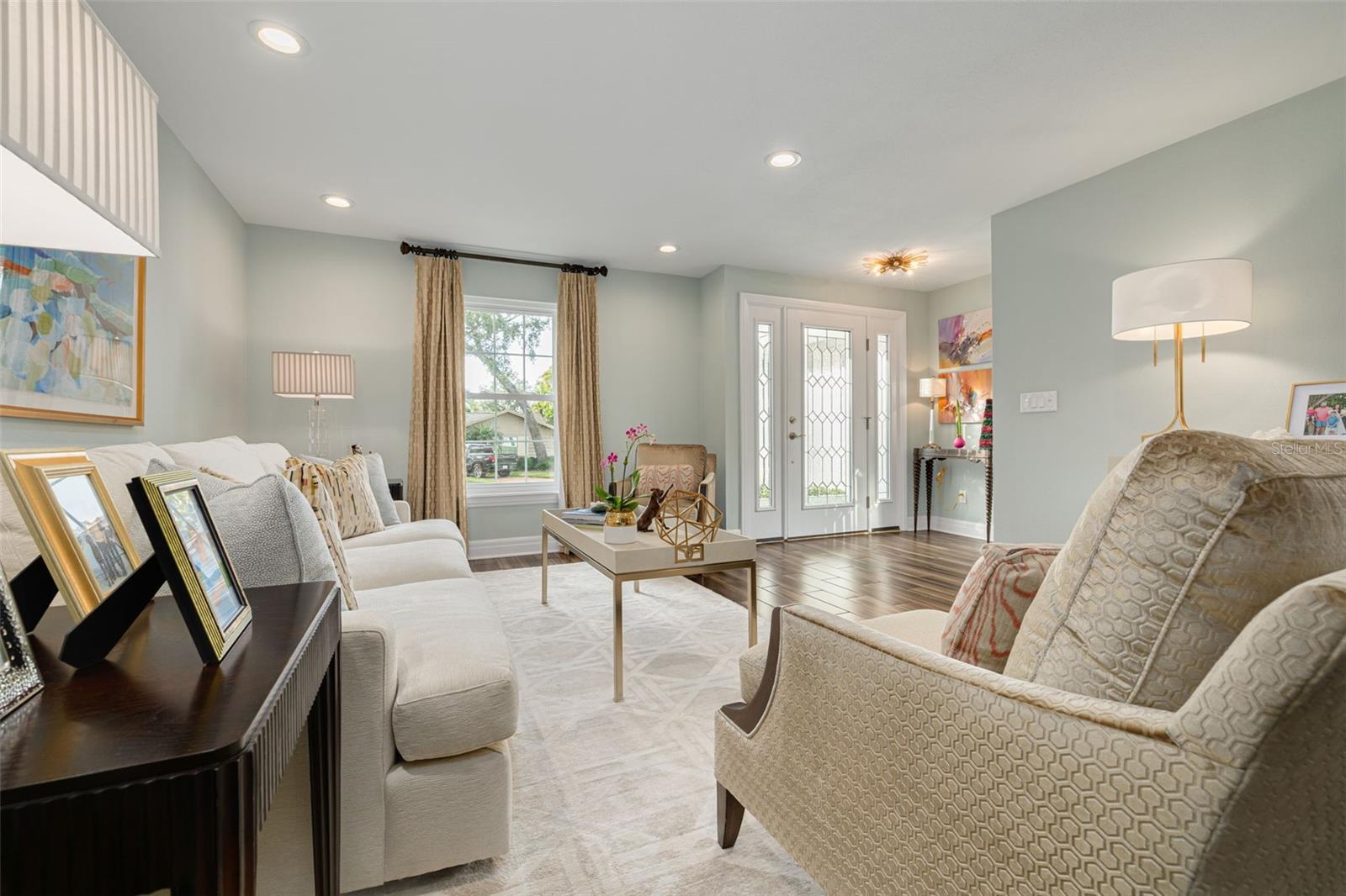 Image 5 of 40 For 3 Eastwood Lane