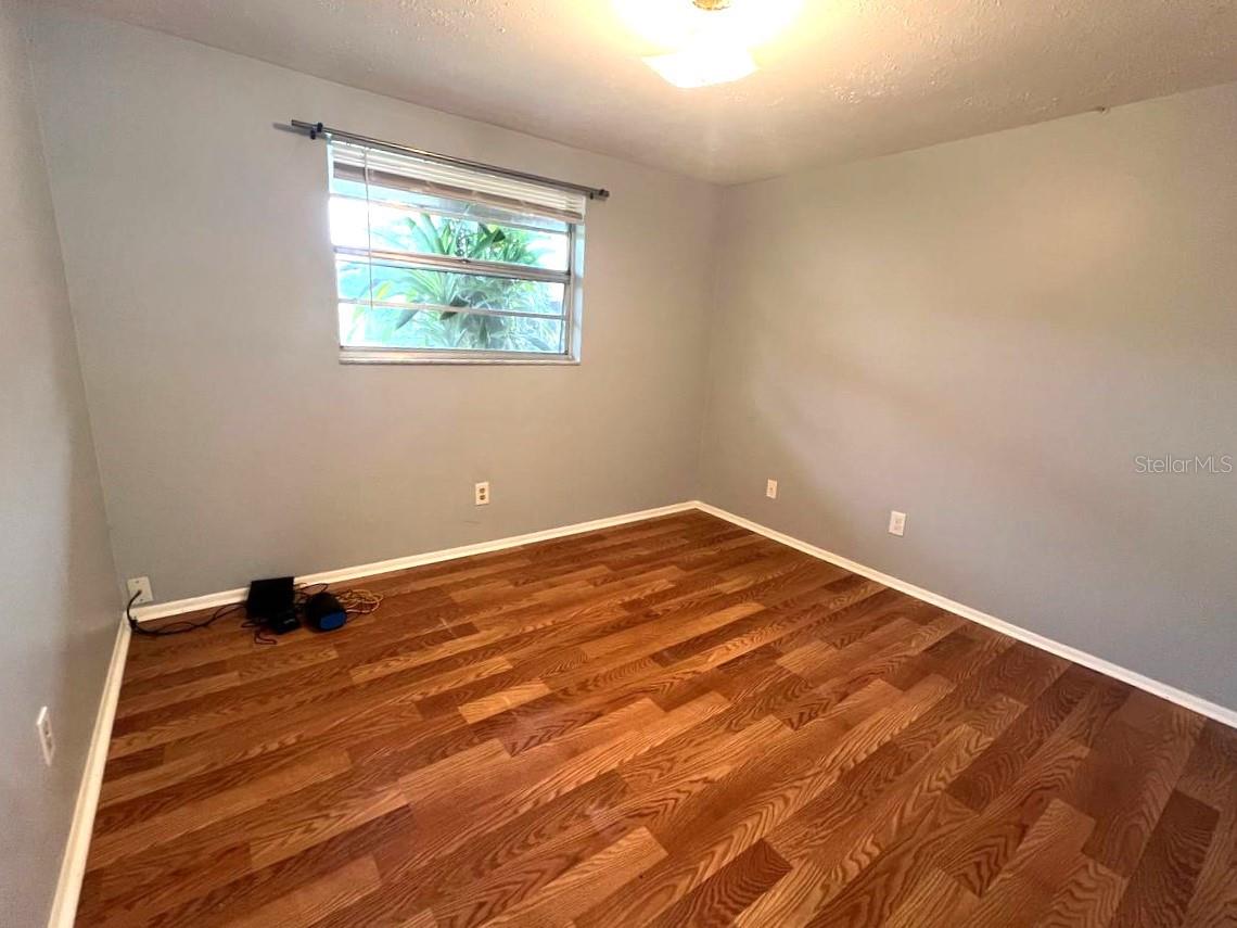 Image 10 of 16 For 9406 Eastfield Road C