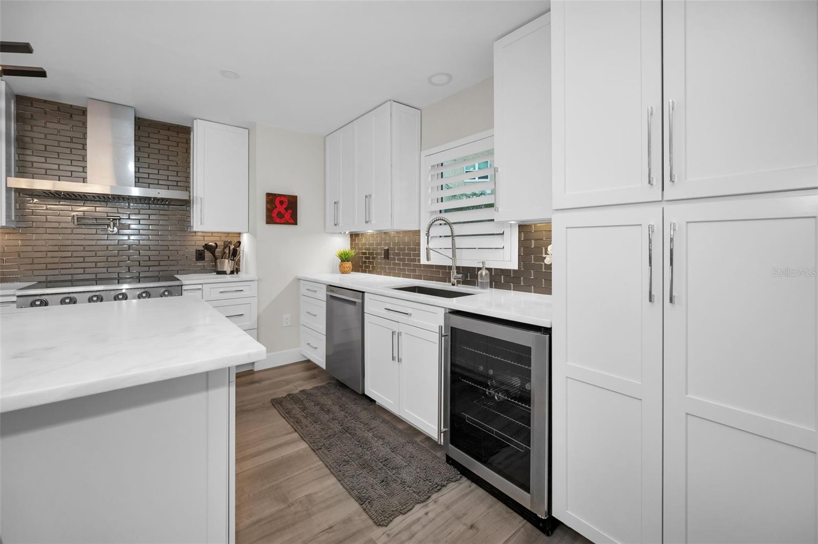 Image 15 of 60 For 5130 Brittany Drive S 101