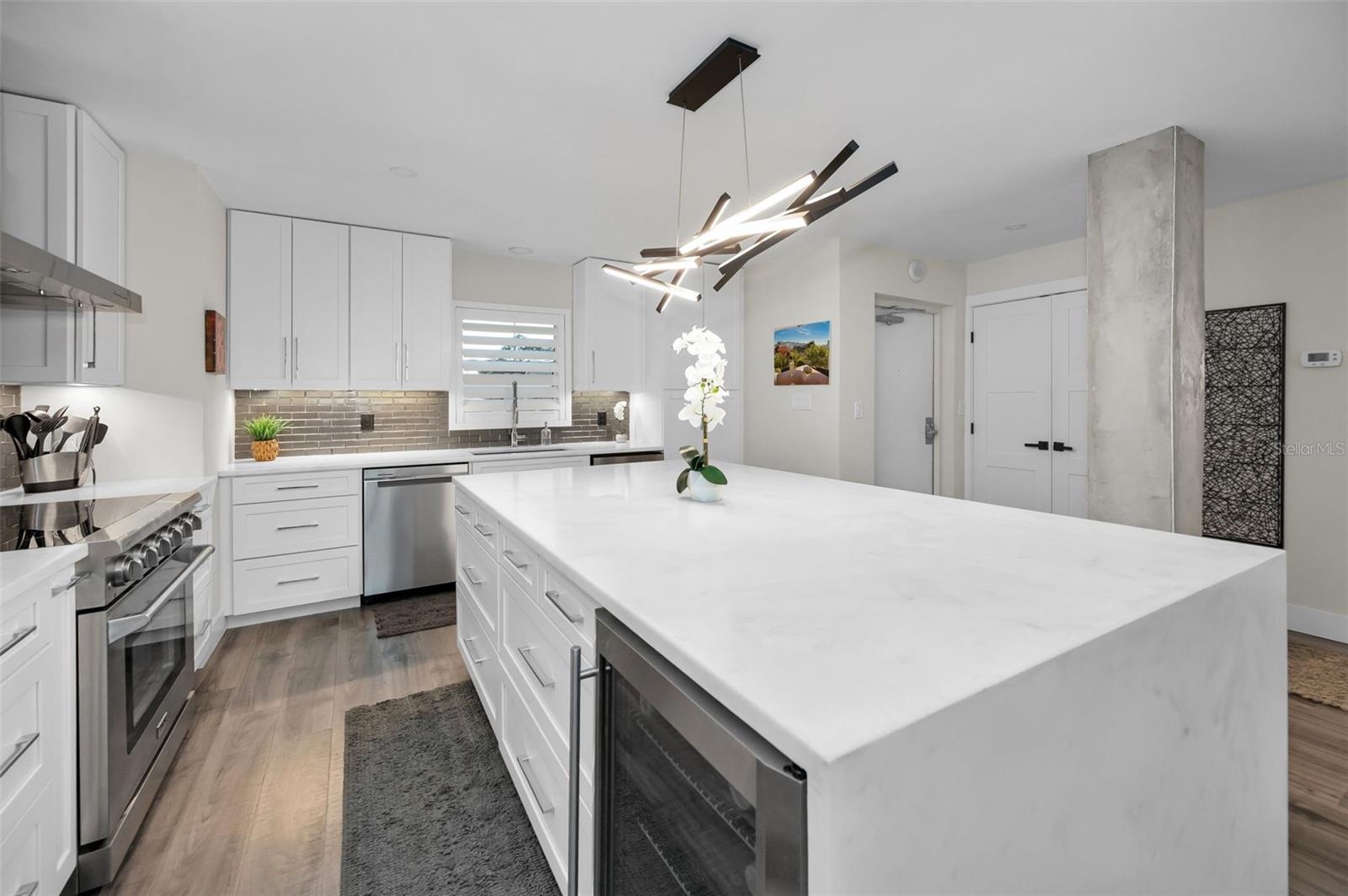 Image 17 of 60 For 5130 Brittany Drive S 101