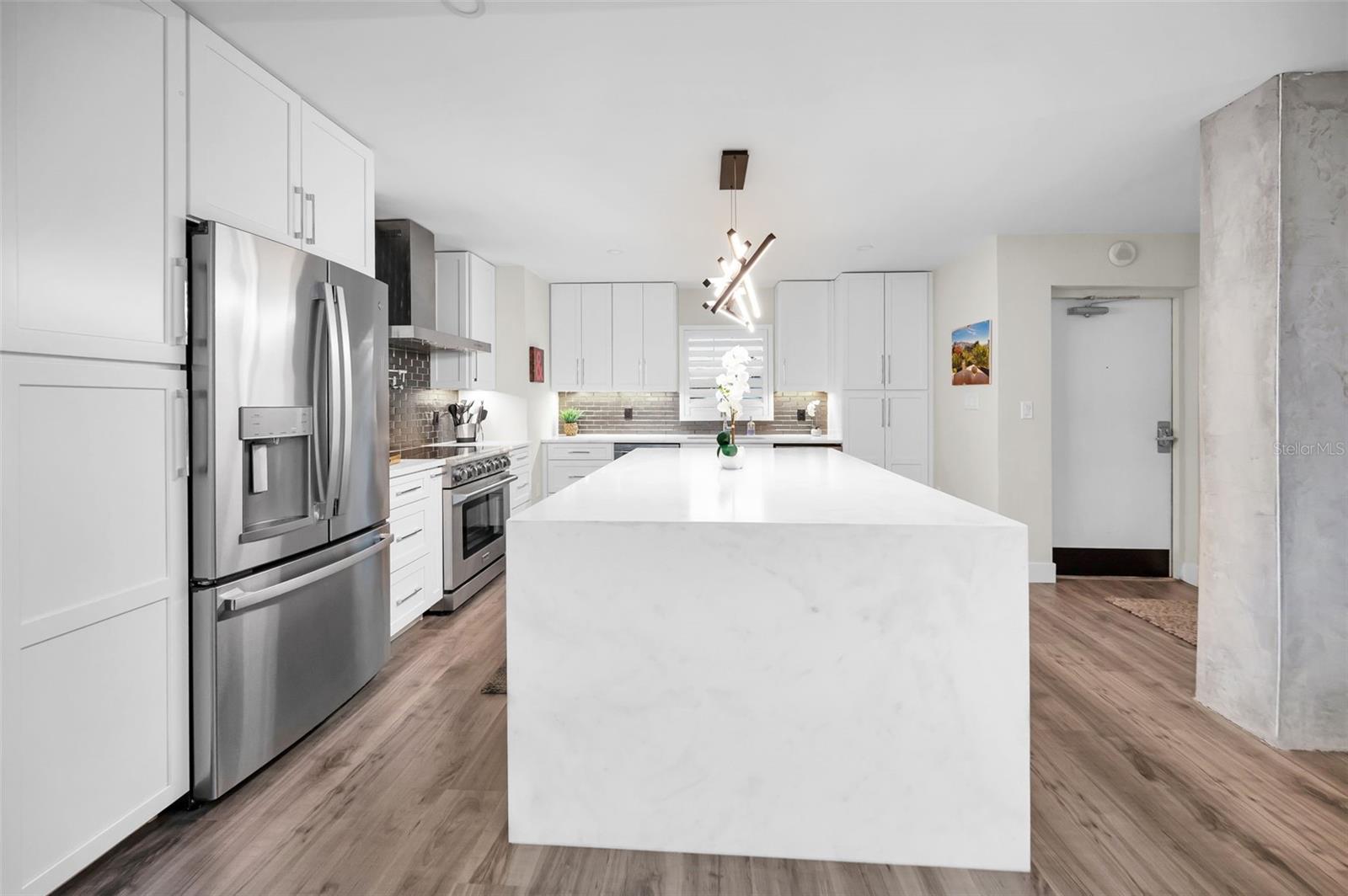 Image 19 of 60 For 5130 Brittany Drive S 101