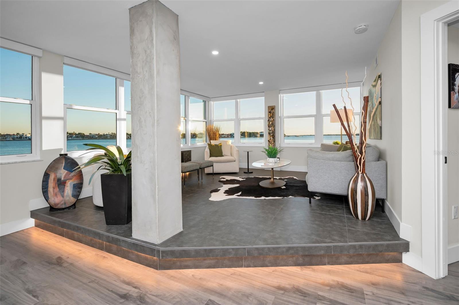 Image 20 of 60 For 5130 Brittany Drive S 101