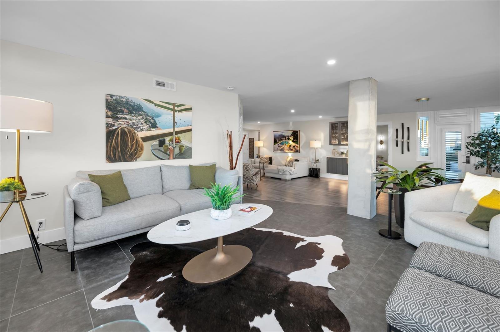 Image 23 of 60 For 5130 Brittany Drive S 101