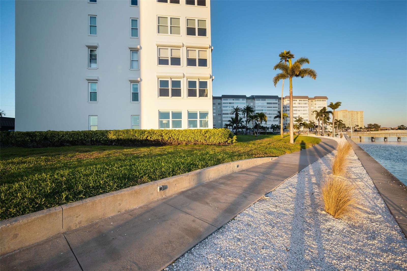 Image 48 of 60 For 5130 Brittany Drive S 101