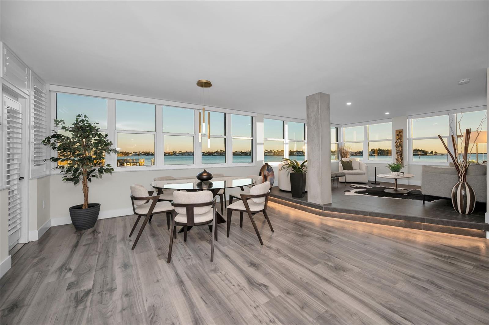 Image 6 of 60 For 5130 Brittany Drive S 101