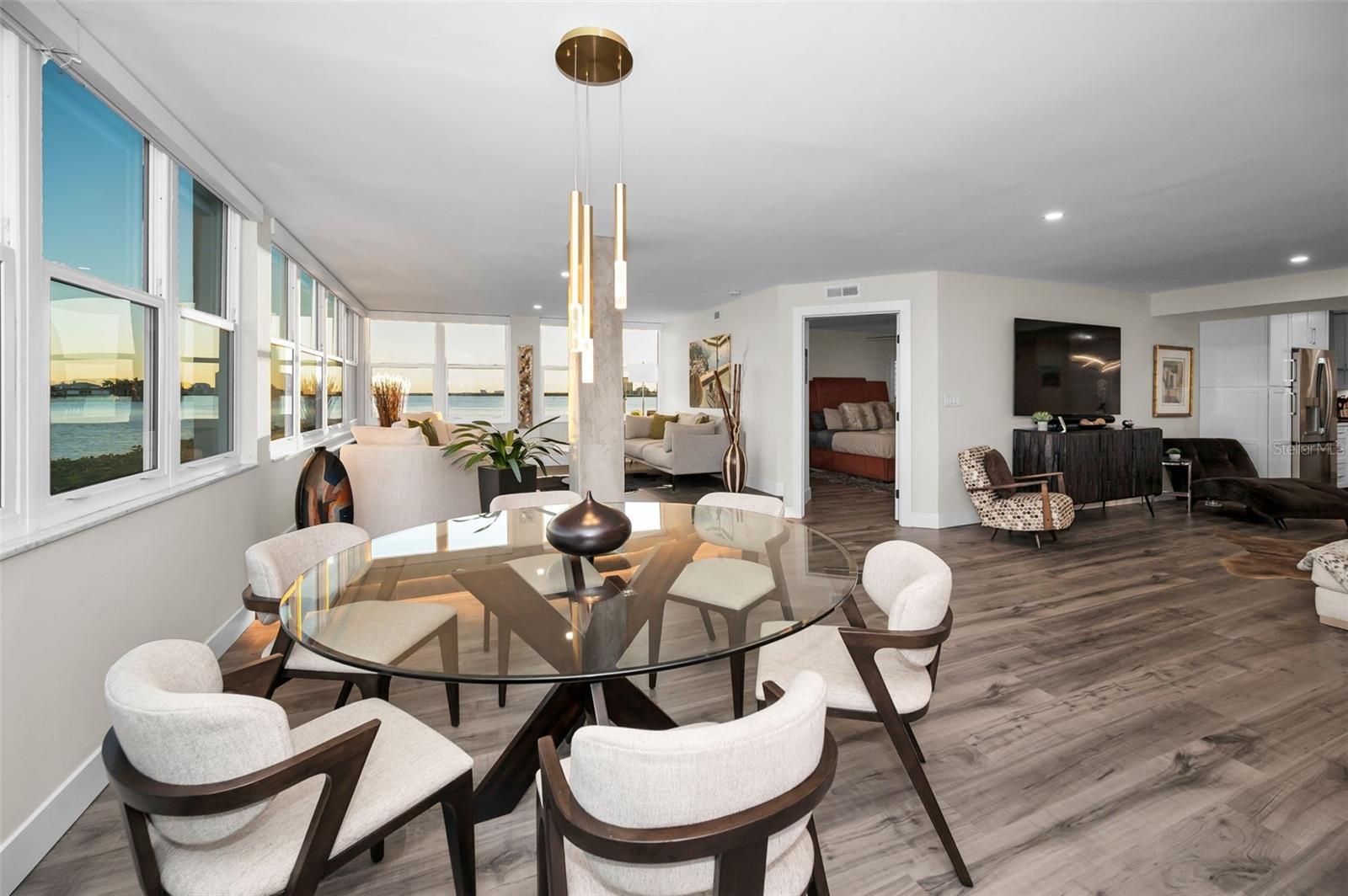 Image 7 of 60 For 5130 Brittany Drive S 101