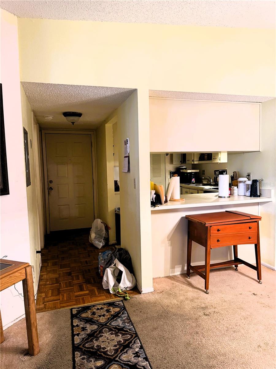 Image 9 of 21 For 3223 Fox Chase Circle N 206