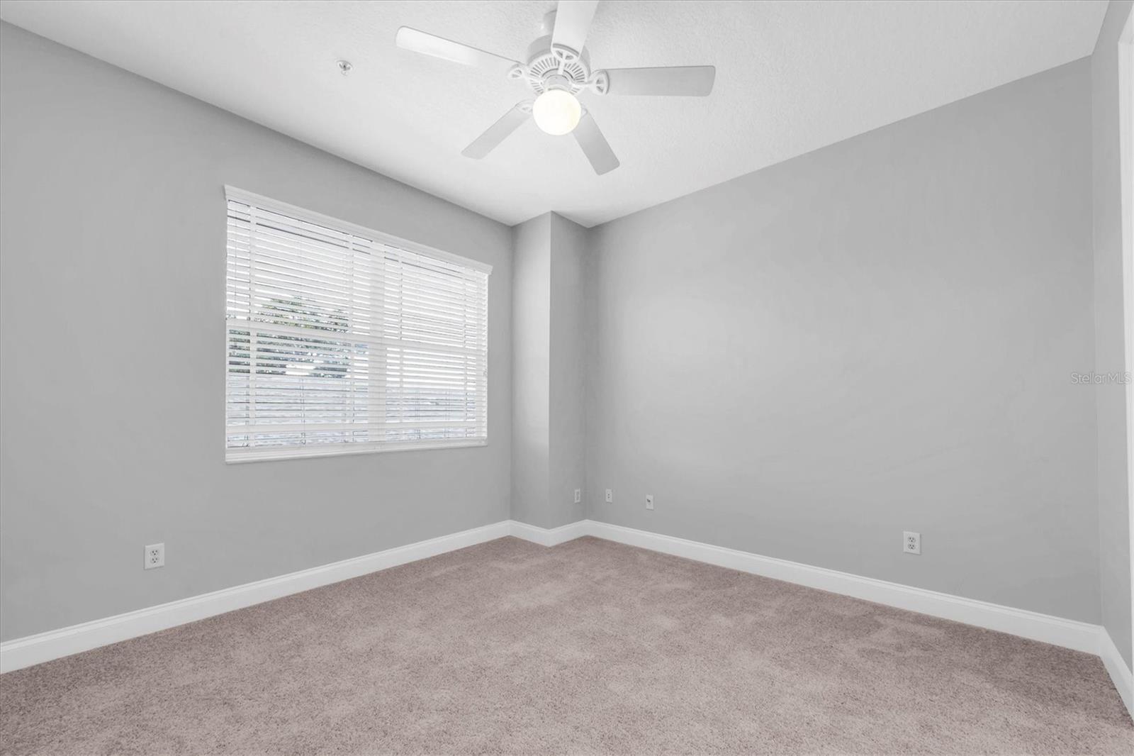 Image 14 of 33 For 209 Rock Garden Place