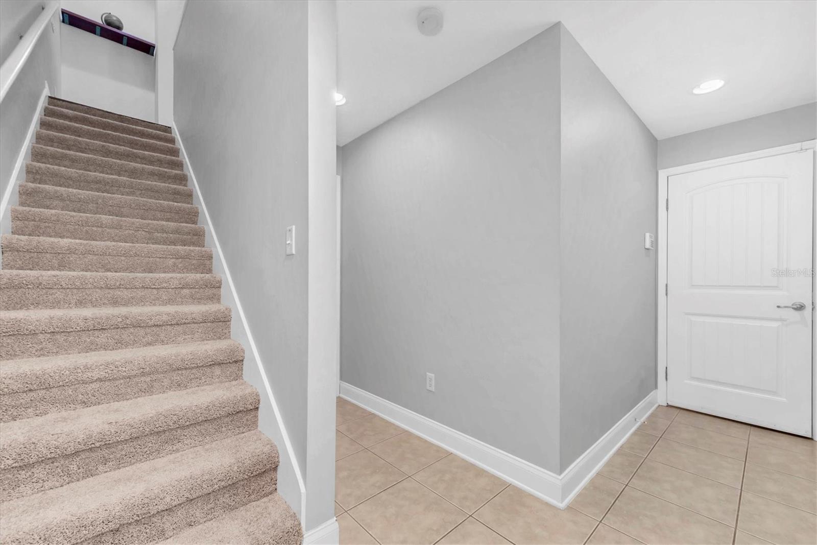 Image 21 of 33 For 209 Rock Garden Place