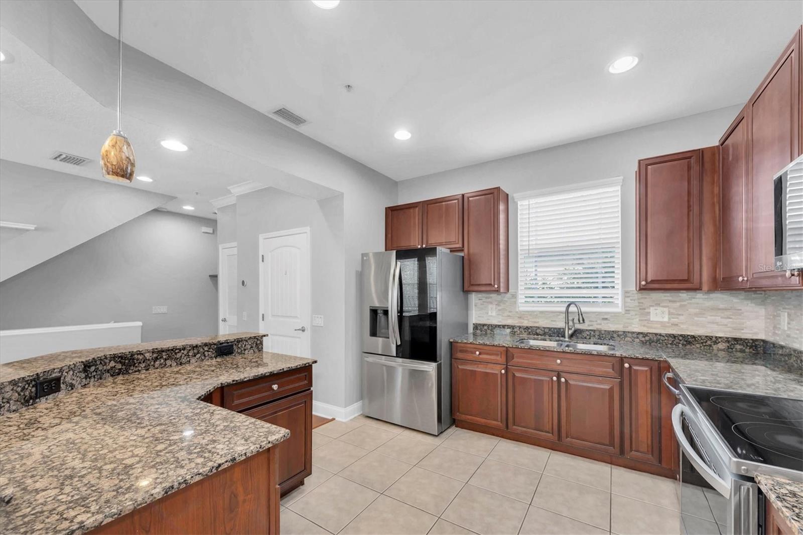 Image 8 of 33 For 209 Rock Garden Place