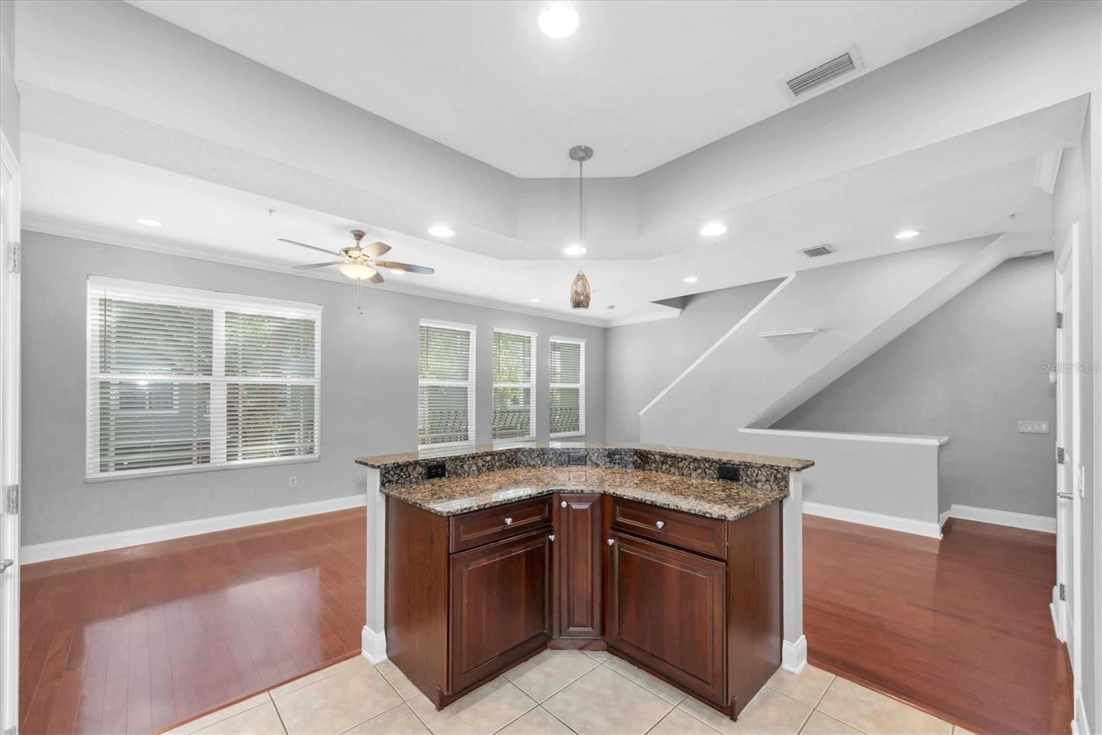 Image 9 of 33 For 209 Rock Garden Place