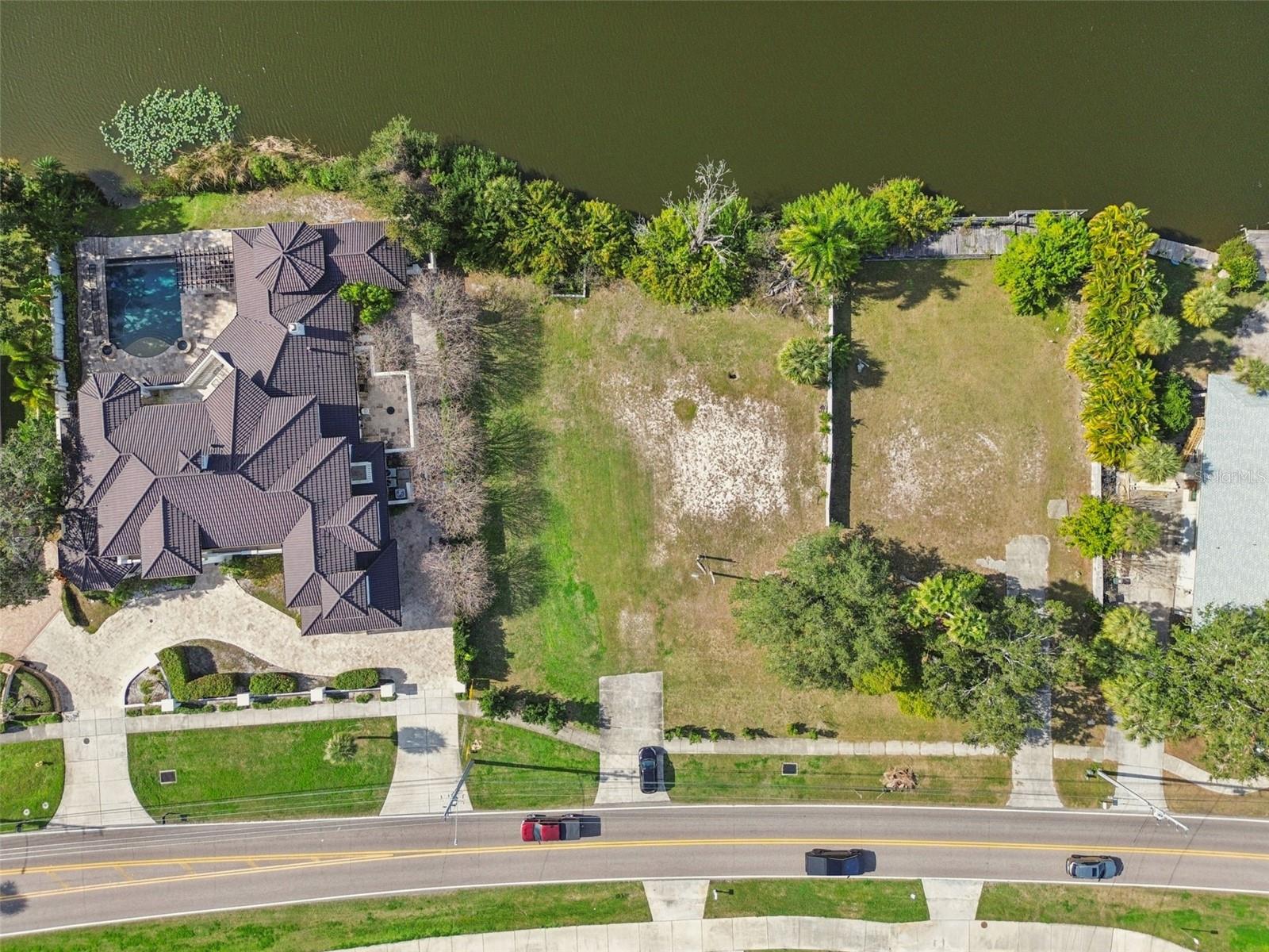 Image 4 of 10 For 939 Bayshore Boulevard