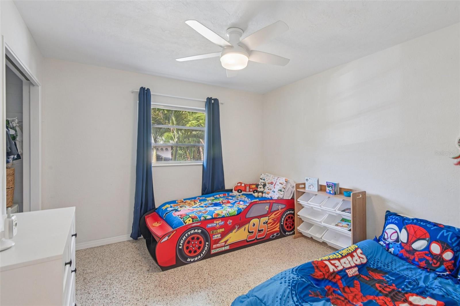 Image 11 of 38 For 6338 6th Avenue S