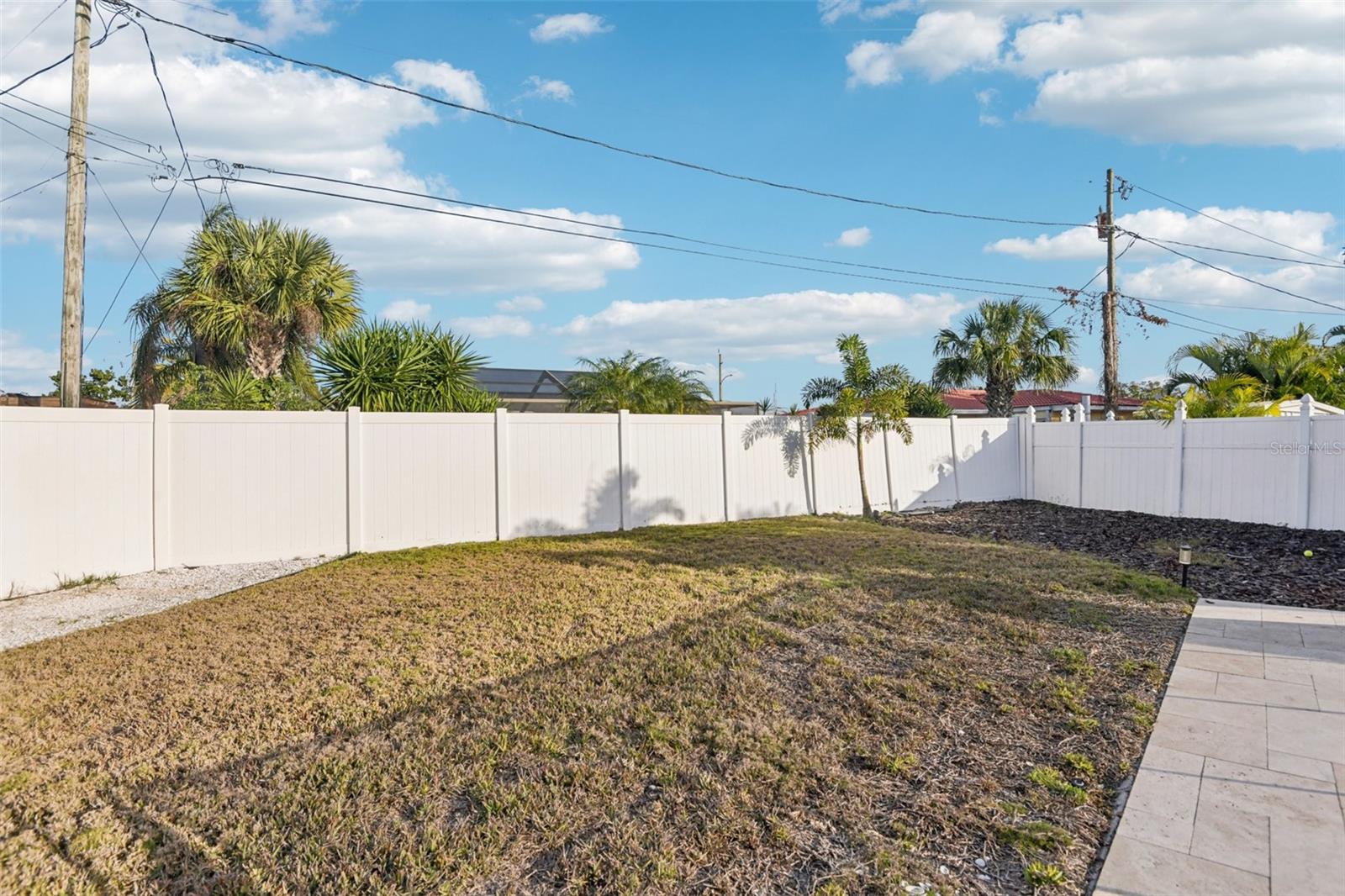 Image 30 of 38 For 6338 6th Avenue S