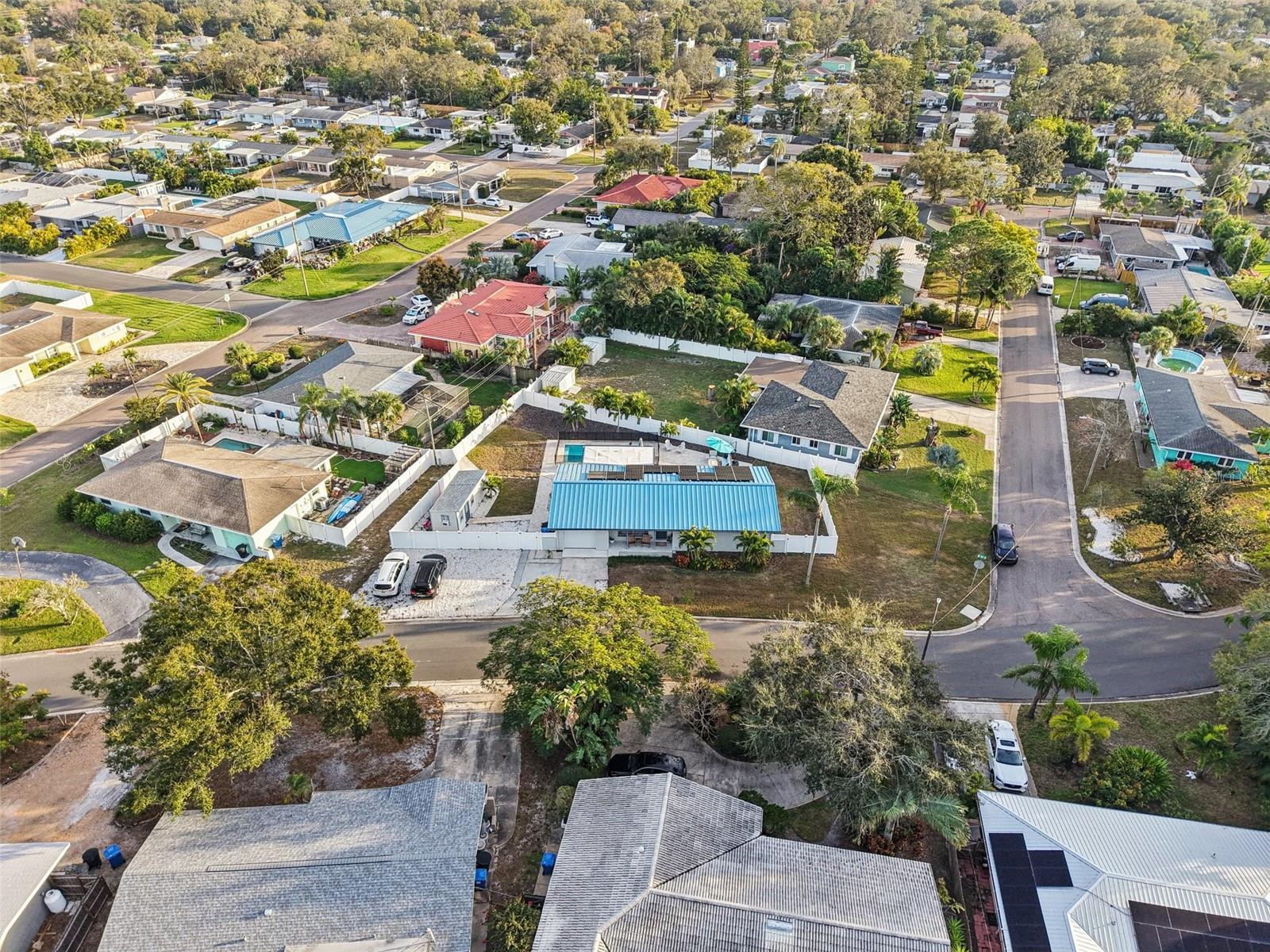 Image 33 of 38 For 6338 6th Avenue S