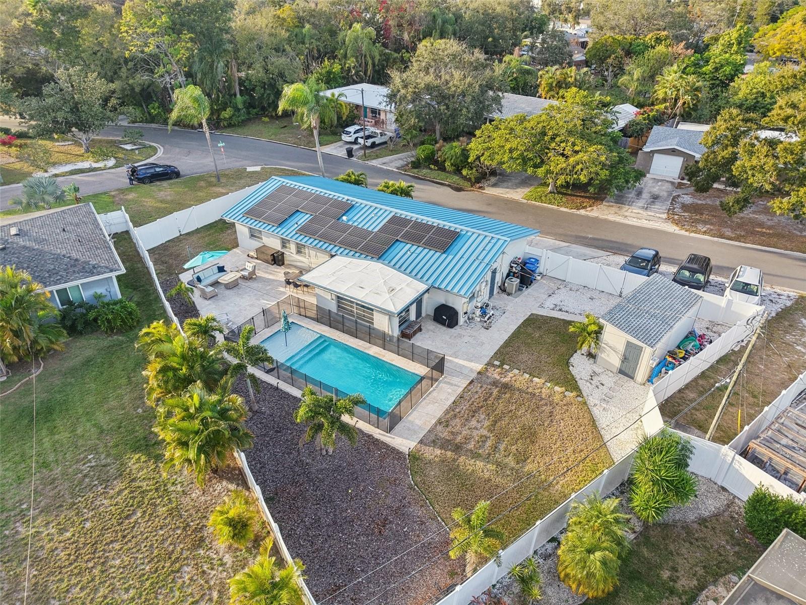 Image 35 of 38 For 6338 6th Avenue S