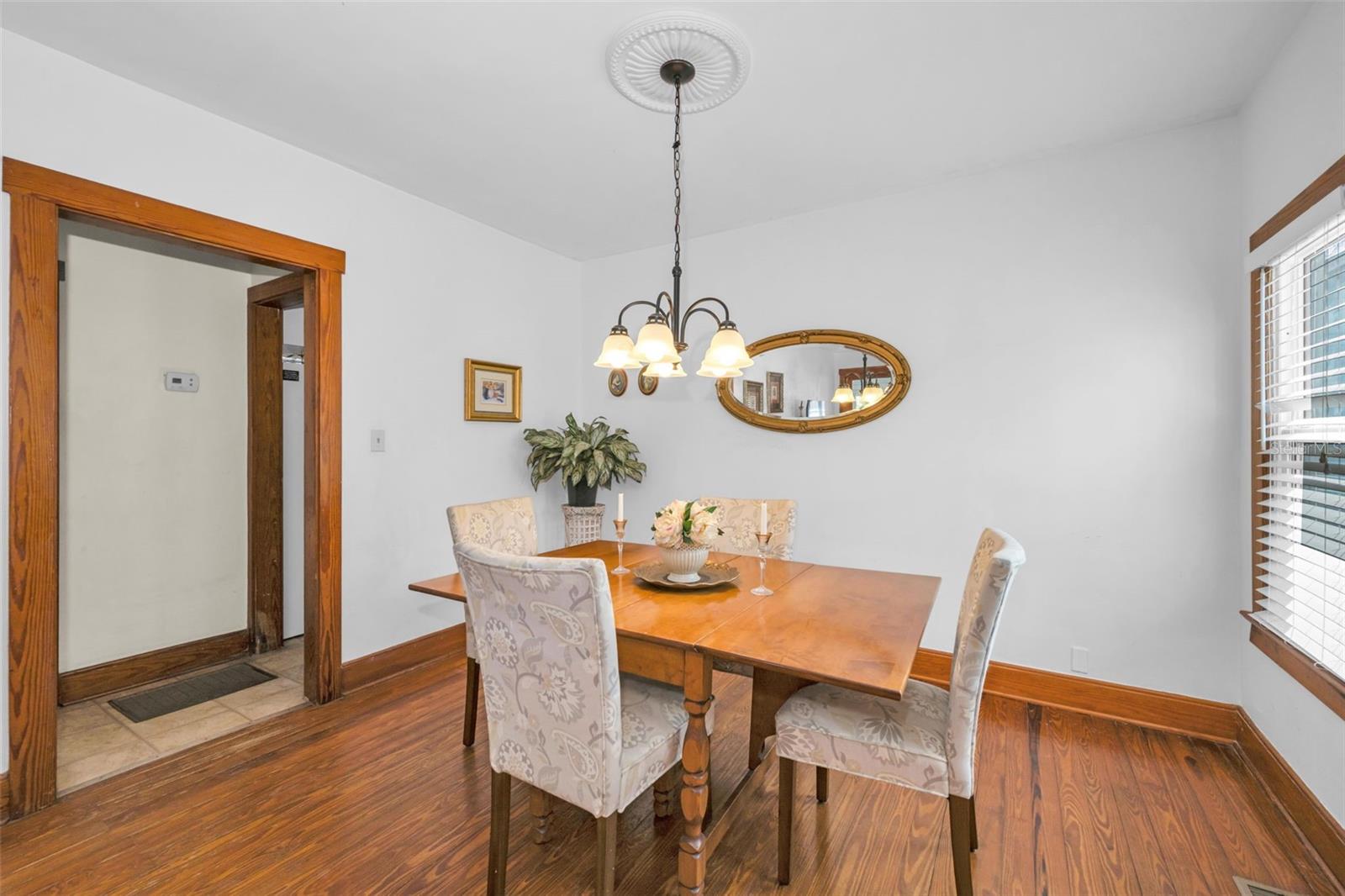 Image 13 of 95 For 5936 Central Avenue