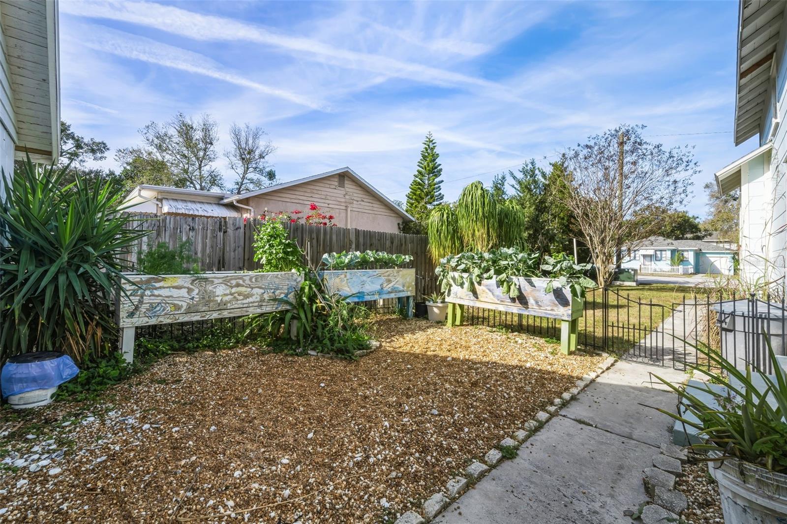 Image 42 of 95 For 5936 Central Avenue