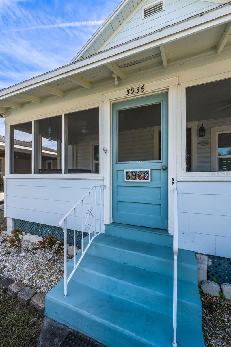 Image 9 of 95 For 5936 Central Avenue