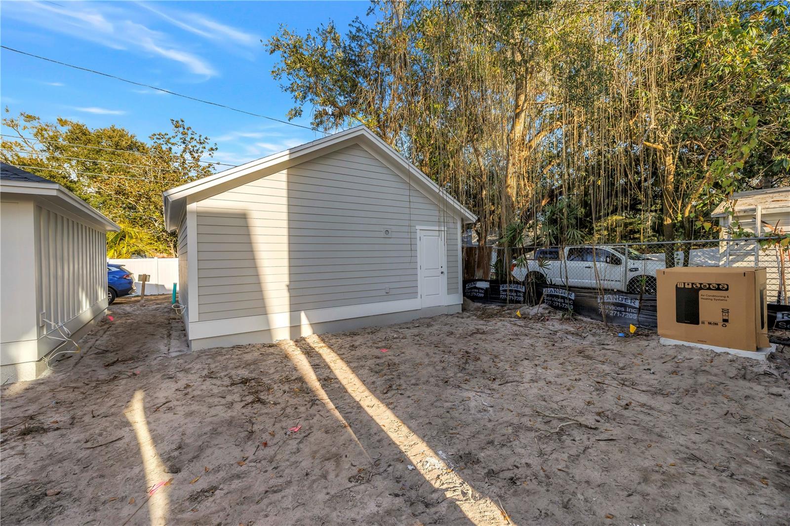 Image 6 of 7 For 4027 Haines Road